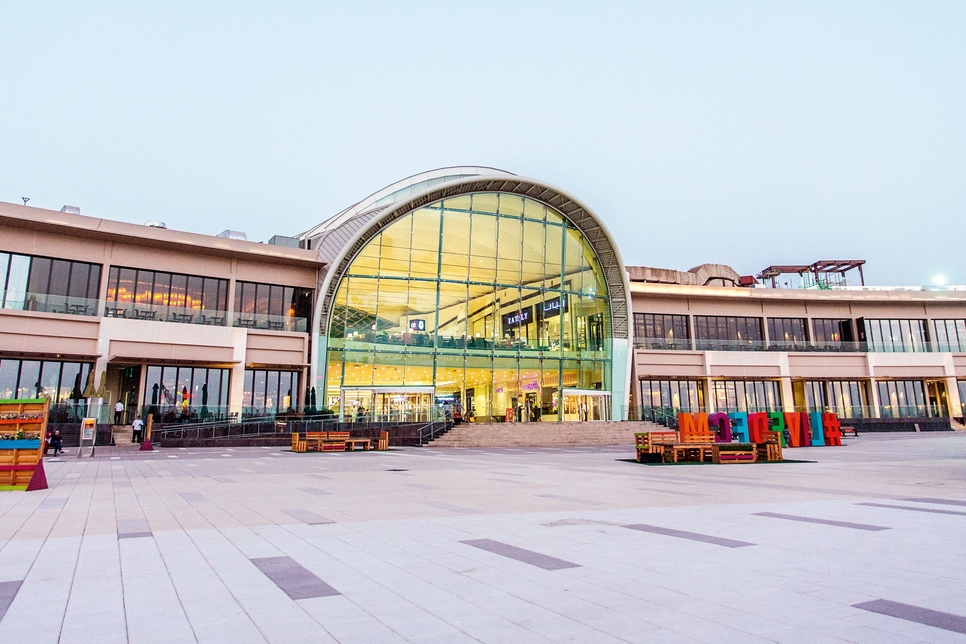 Солнечные фотоэлектрические установки Panasonic выбраны для Ikea, Carrefour в Dubai Festival City
